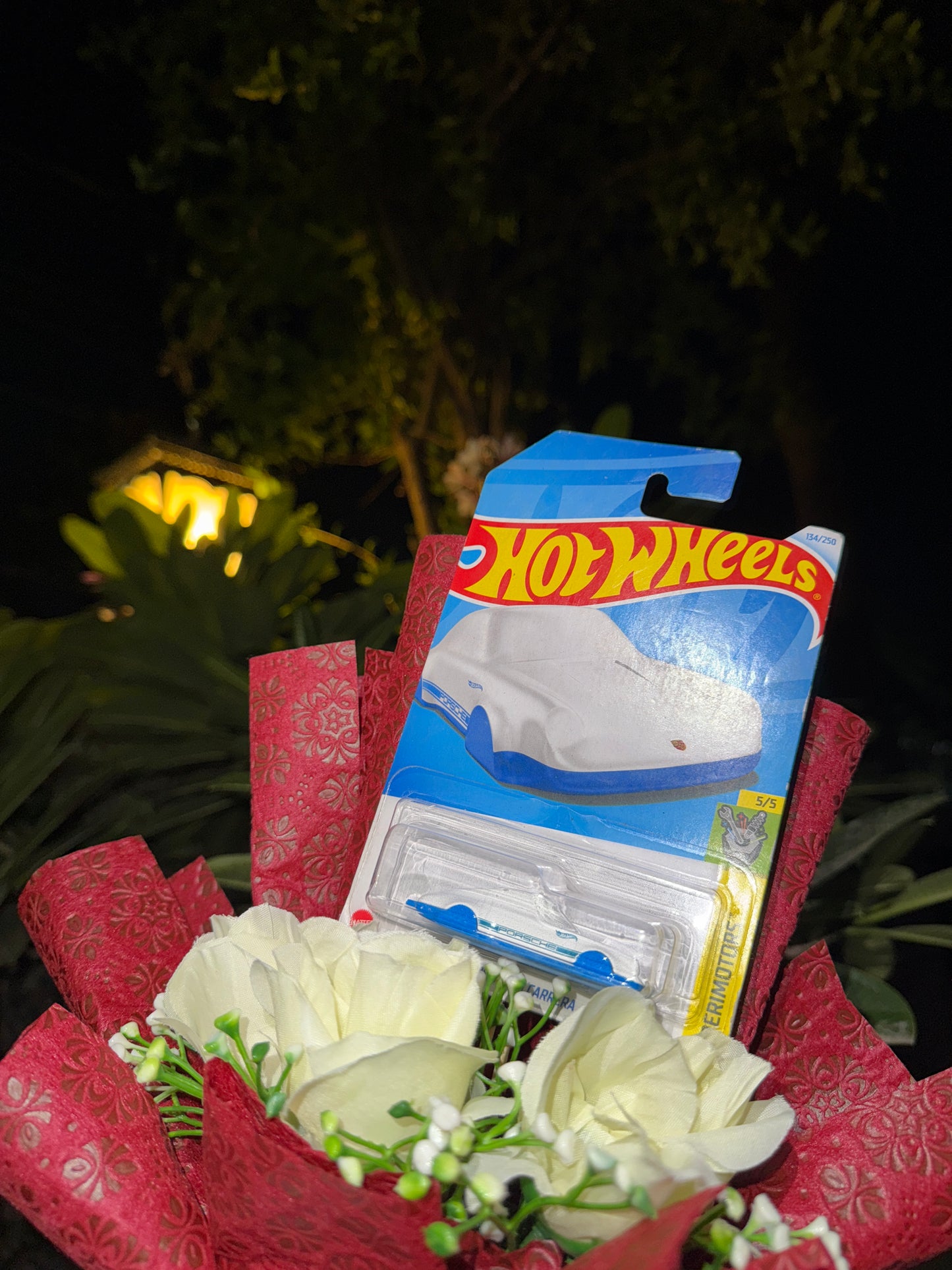 Porsche Carrera Hot Wheels Bouquet - Roses and Rides