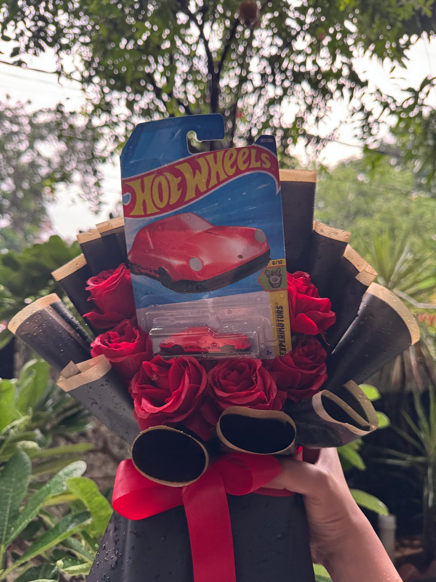 Porsche Hot Wheels Bouquet - The Ultimate Vibe