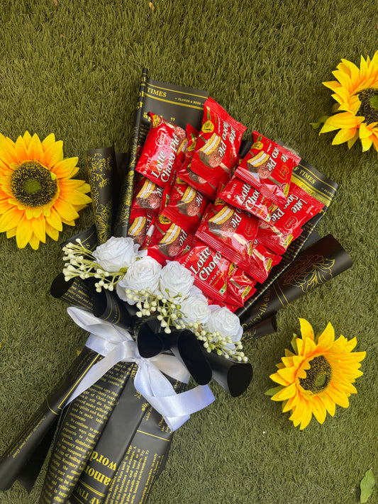 Lotte Choco Pie Bouquet With White Roses – Sweet Delight