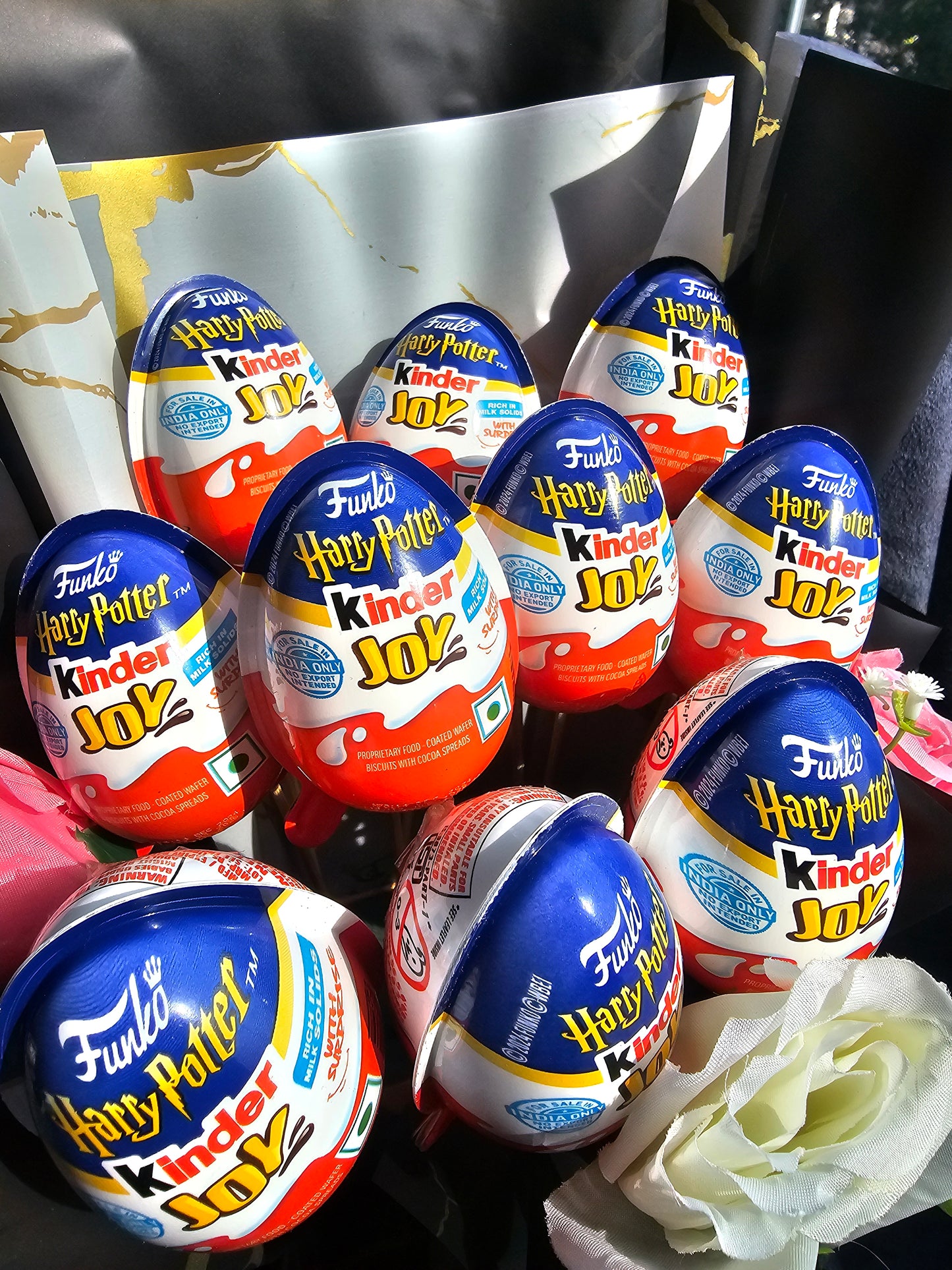 Harry Potter Kinderjoy Bouquet- Black (10 Pieces)