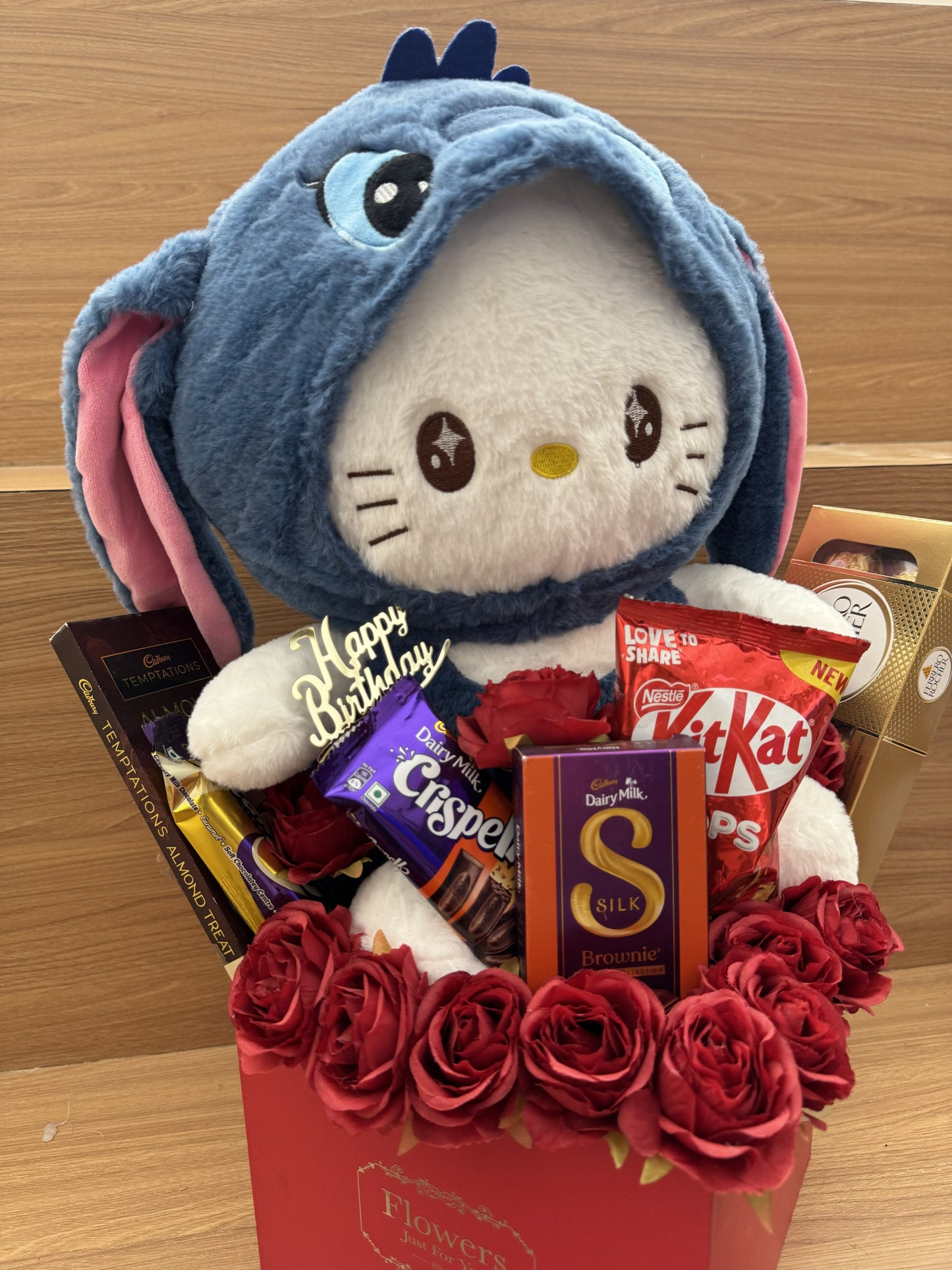 Hello Kitty Chocolate Gift Hamper – Packed with Heartwarming Smiles