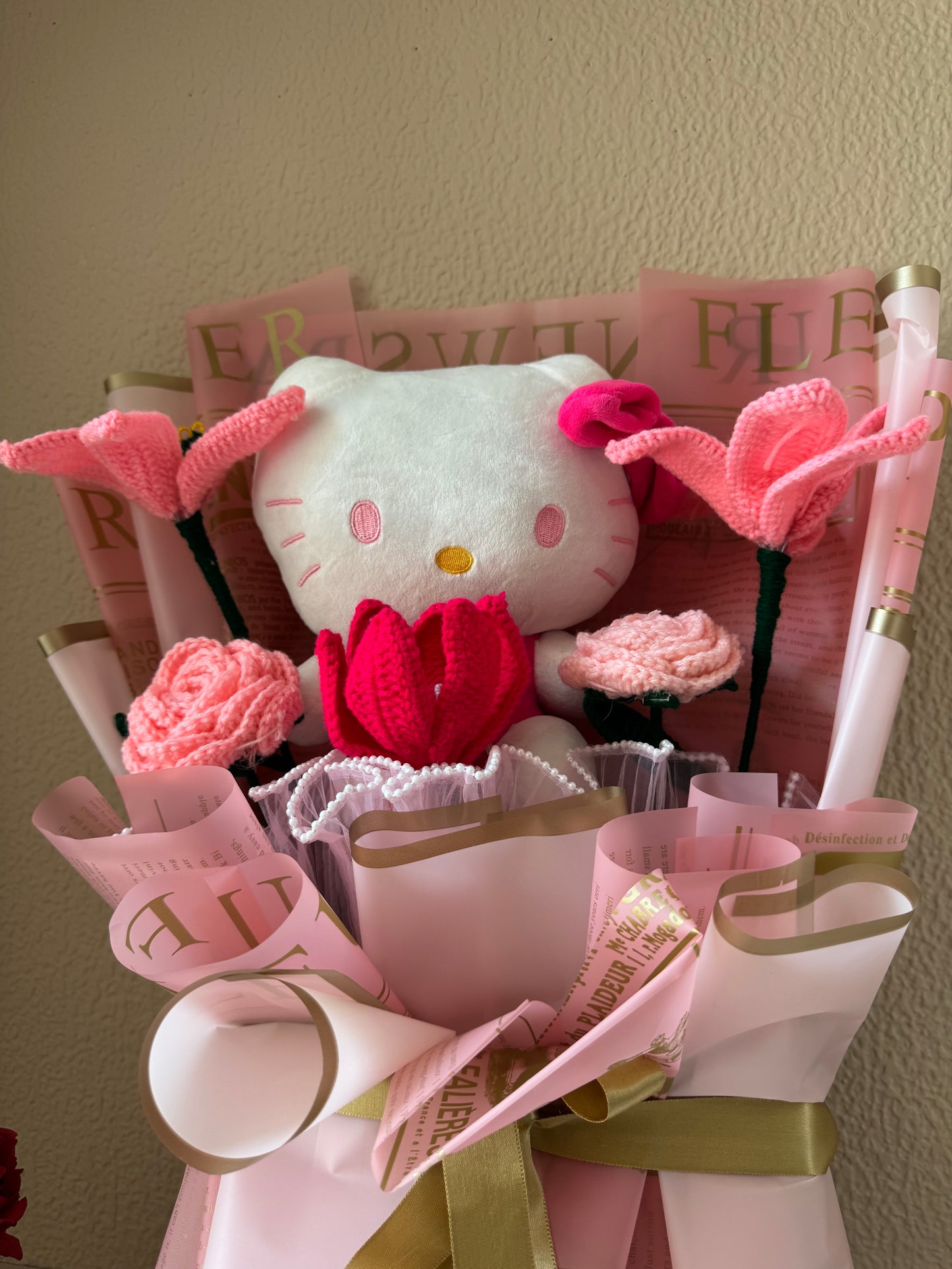 PinkPetal Kitty Bouquet – Crochet Blooms, Cozy Hugs & Heartfelt Love