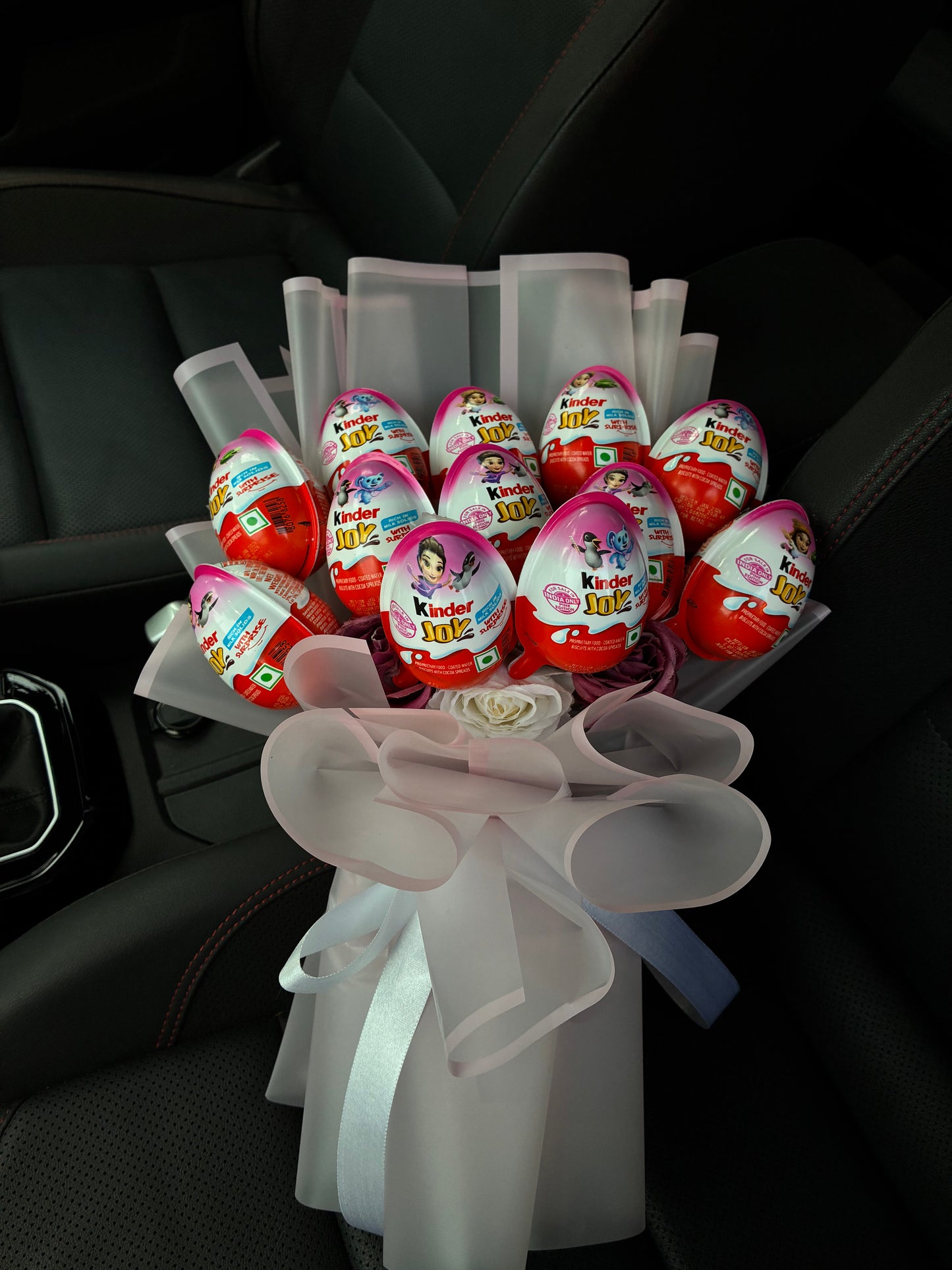 Kinder Joy Chocolate Bouquet – Sweet Surprise Luxury Treat