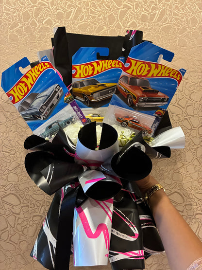 Vintage Cars Hot Wheels Bouquet – Classic Legends Luxury Collection
