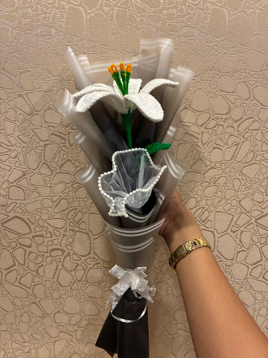 White Crochet Lily Bouquet – Soft Elegance