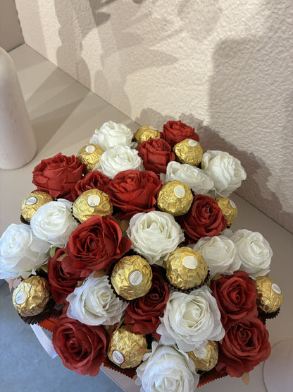 Luxury KitKat Ferrero Rocher Rose Hamper – A Sweet Blend of Love
