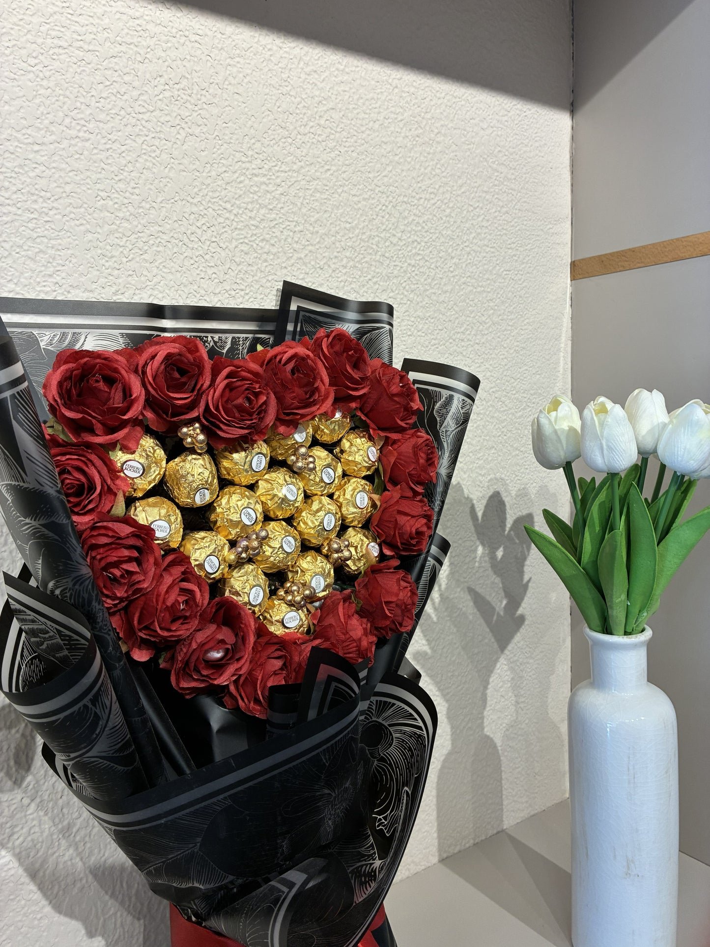 Luxury Ferrero Rocher Red Rose Bouquet – As Sweet as Your Love