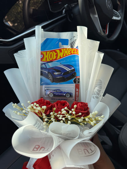 Hot Wheels Custom ’18 Ford Mustang GT Bouquet – Made to Take Over