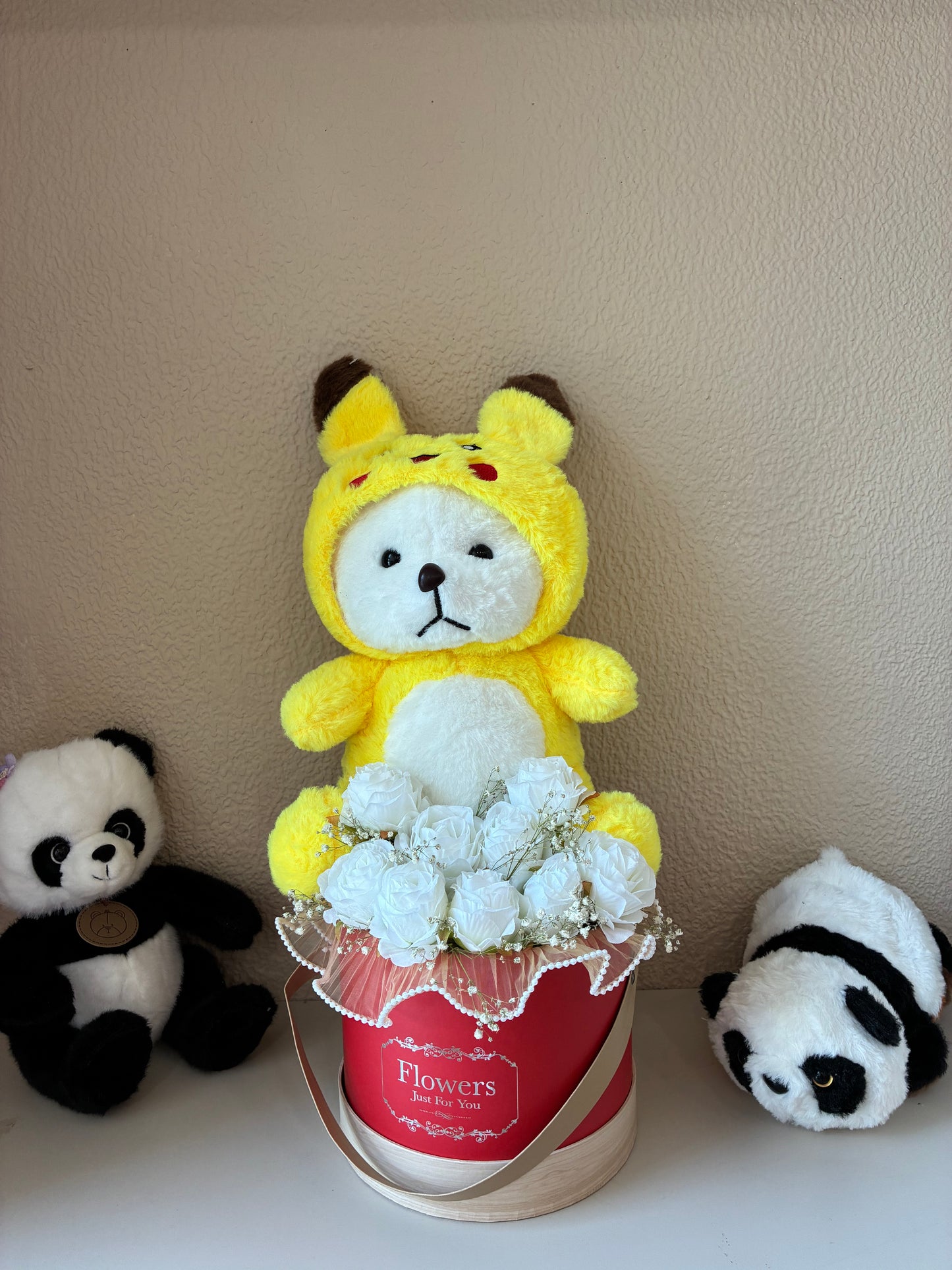 PikaBloom Teddy Hamper – Soft Hugs& Heartfelt Moments