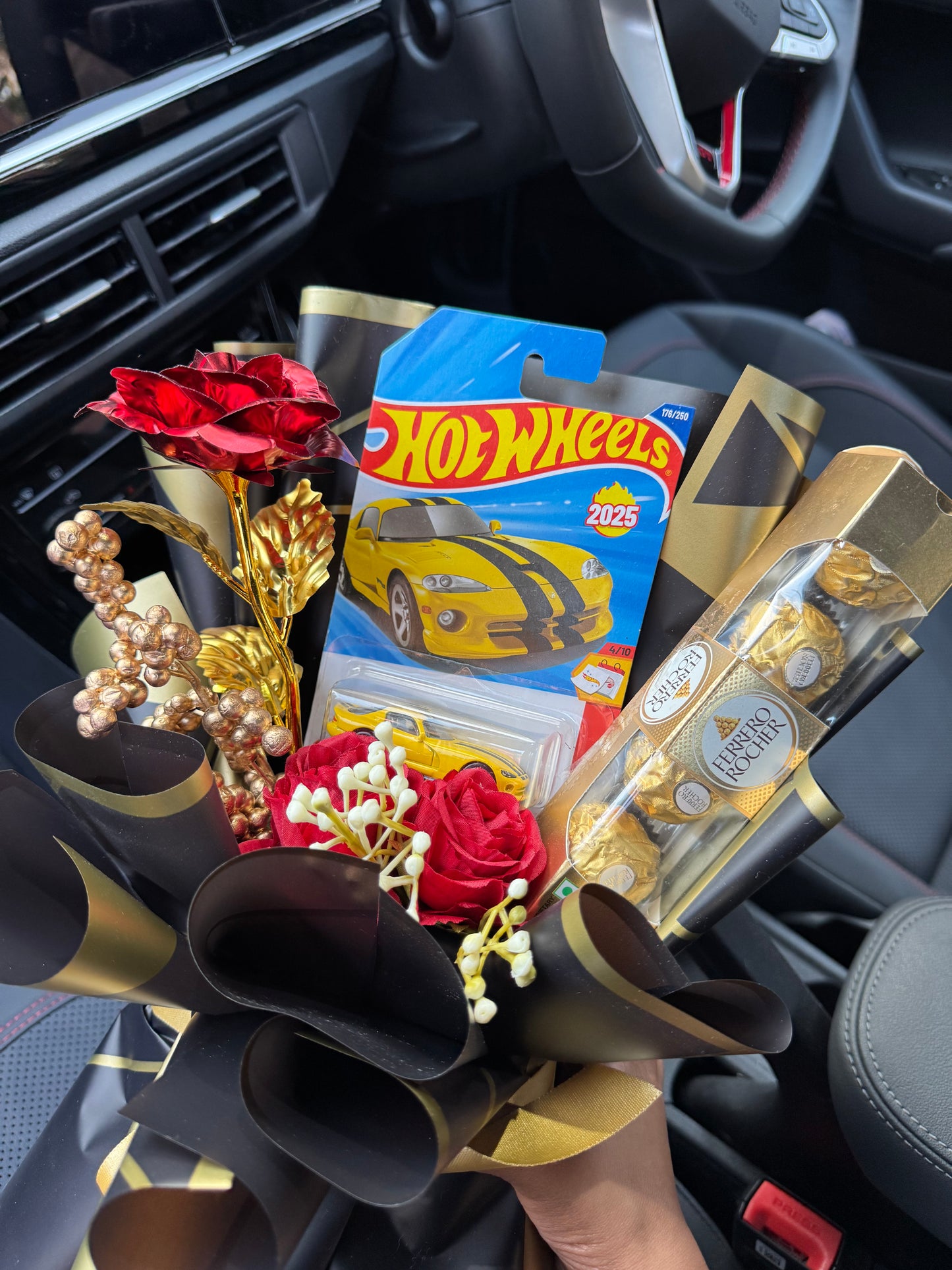 Hot Wheels ‘96 Dodge Viper GTS Bouquet – Speed with a Strike of Attitude