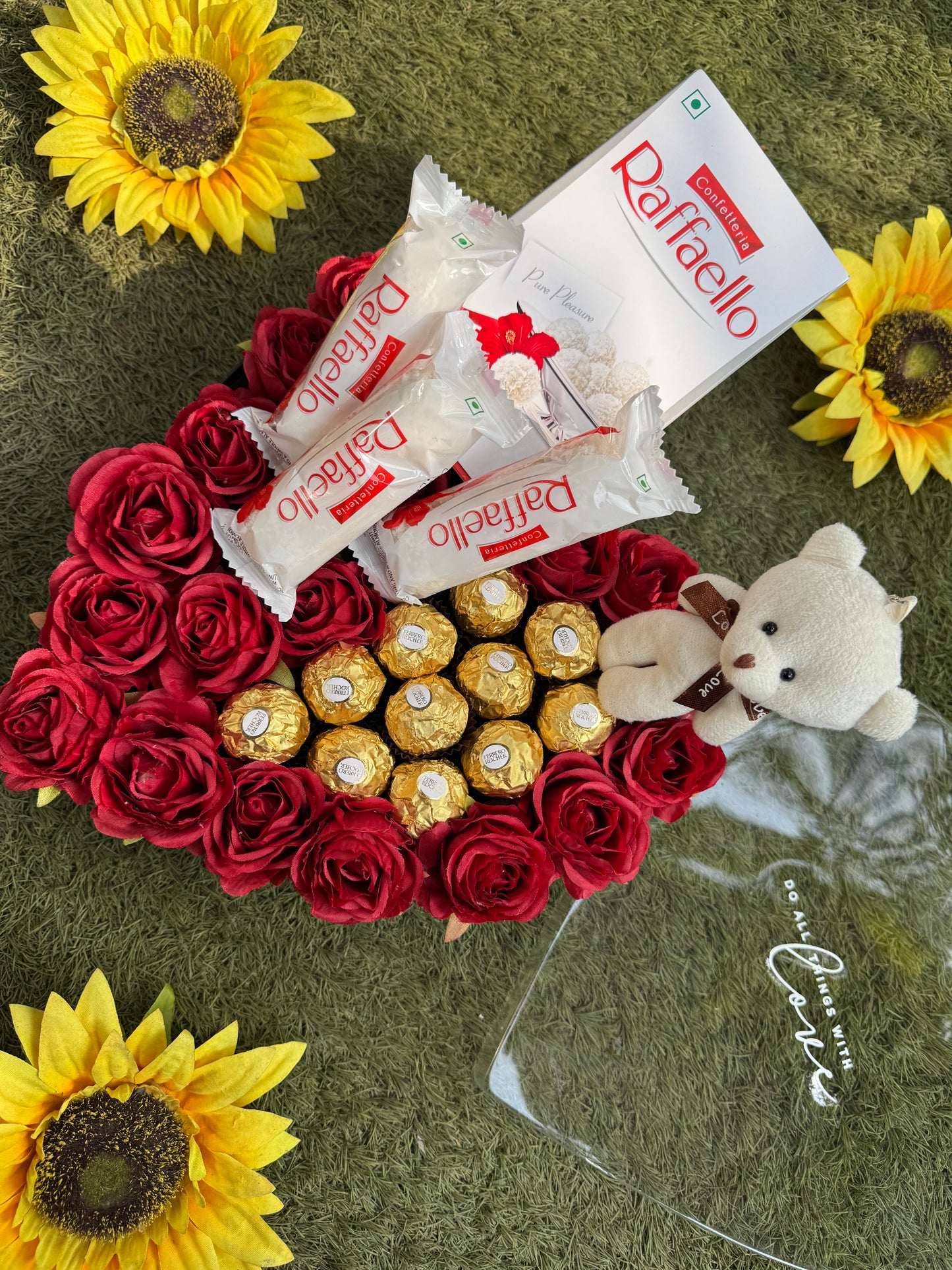 Ferrero Rocher & Raffaello Heart Box – Made to impress, meant to be felt