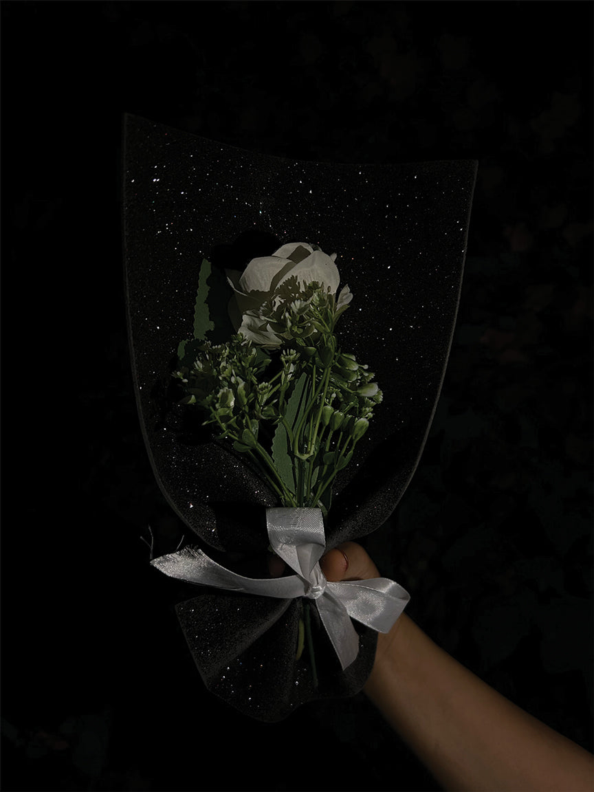 Single White Rose Glitter Bouquet